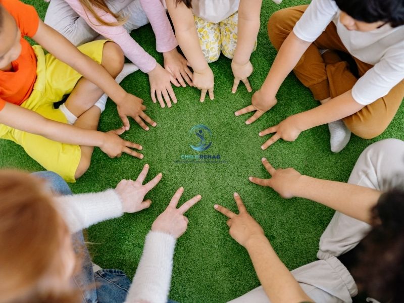Vì Sao Trị Liệu Nhóm Giúp Trẻ Phát Triển Kỹ Năng Xã Hội TỐT HƠN? 2026 | ChildRehab