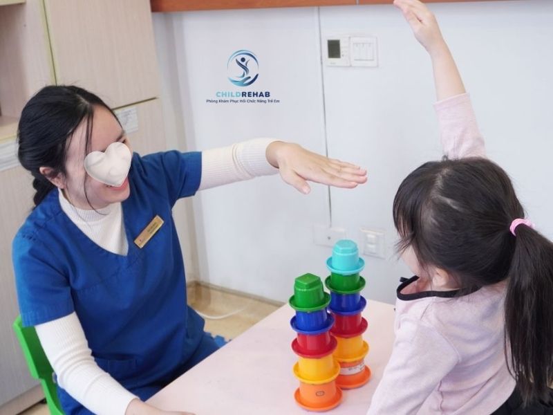 Trị Liệu Nhóm Phát Triển Giao Tiếp & Ngôn Ngữ 2026 | ChildRehab