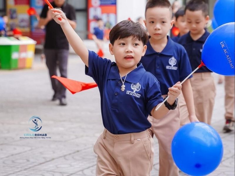Trị Liệu Nhóm Cho Trẻ Chuẩn Bị Vào Lớp 1 2026 | ChildRehab