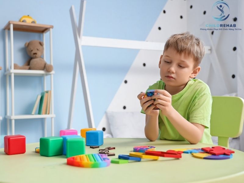 Hoạt Động Trị Liệu Cho Trẻ Tự Kỷ 2026 | ChildRehab