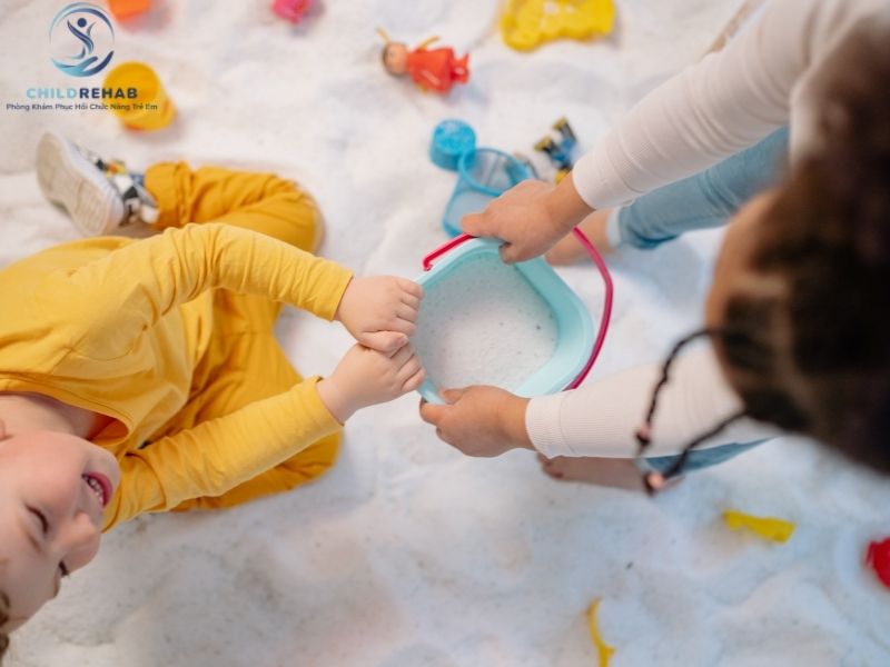 Hoạt Động Trị Liệu Cho Trẻ Em Là Gì? Hướng Dẫn A–Z 2026 | ChildRehab