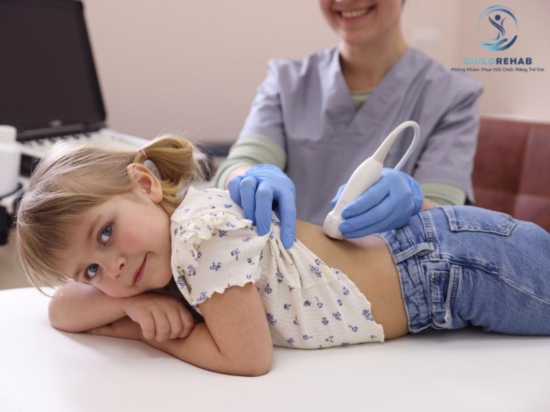 Cong Vẹo Cột Sống Ở Trẻ Có Cần Phẫu Thuật Không? 2026 | ChildRehab