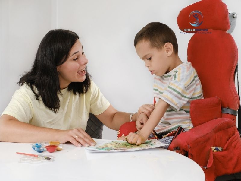 Phụ Huynh Có Thể Tập Hòa Nhập Cảm Giác Tại Nhà Không? 2026 | ChildRehab