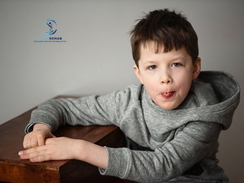 Một Buổi Âm Ngữ Trị Liệu Cho Trẻ Diễn Ra Như Thế Nào? 2026 | ChildRehab