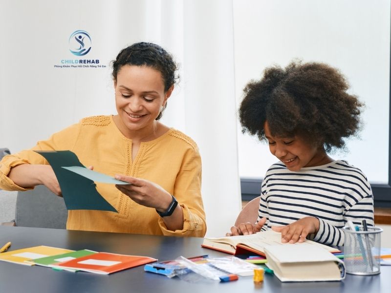 Trung Tâm Liệu Pháp PECS Uy Tín Cho Trẻ Tự Kỷ 2026 | ChildRehab
