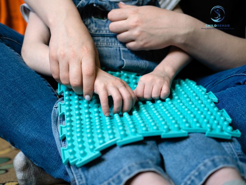 Checklist Nhận Biết Nguy Cơ Rối Loạn Cảm Giác 2026 | ChildRehab