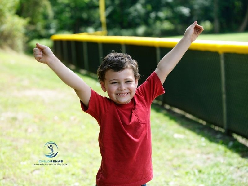 Trẻ 3 Tuổi Không Nói Có Phải Tự Kỷ Không? 2026 | ChildRehab