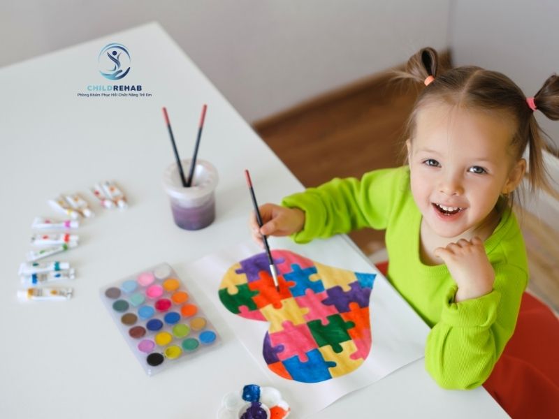 Dấu Hiệu Sớm Cảnh Báo Trẻ Tự Kỷ 2026 | ChildRehab