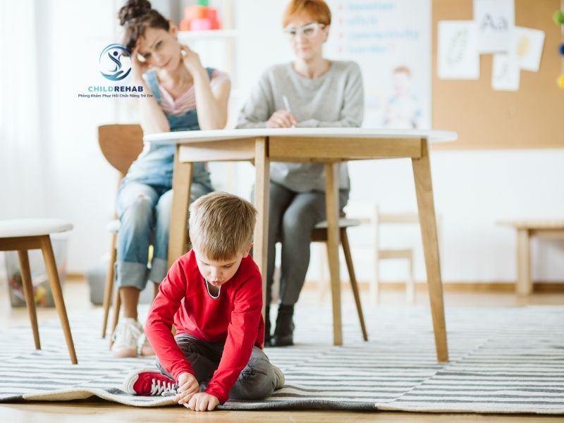 Sai Lầm Khi Dạy Trẻ Tự Kỷ Tại Nhà 2026 | ChildRehab