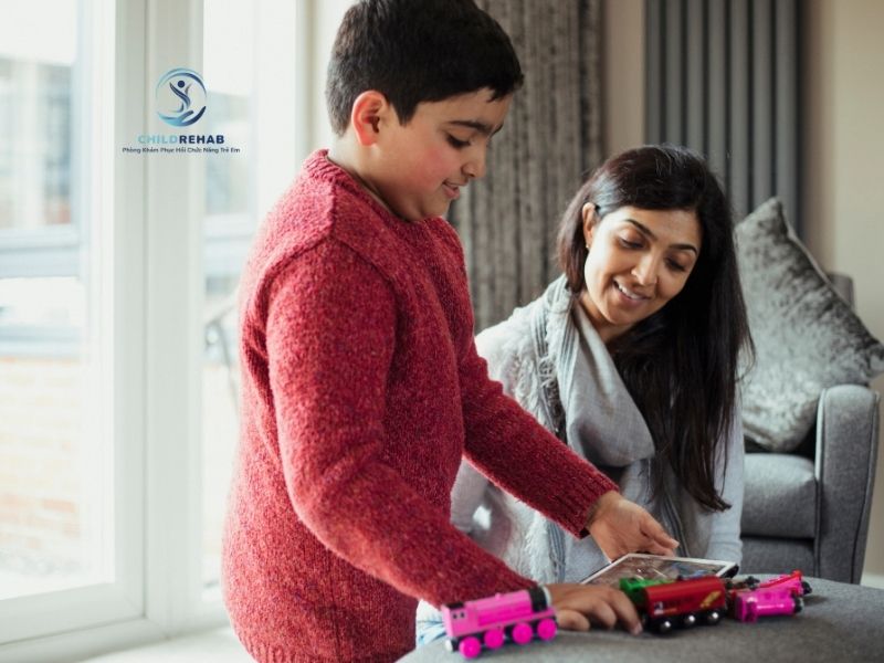 Dấu Hiệu Trẻ Tự Kỷ Đang Tiến Bộ Sau Can Thiệp 2026 | ChildRehab