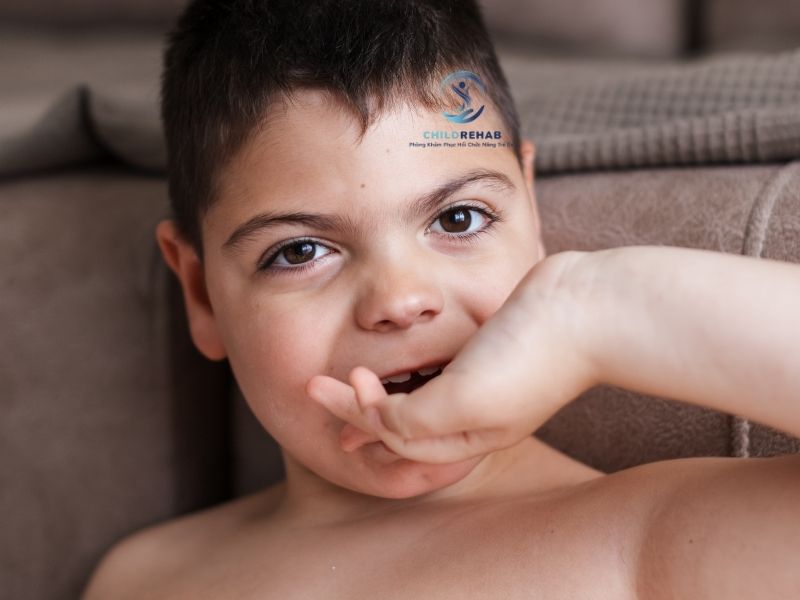 Tổng Quan Về Tình Trạng Trẻ Chậm Phát Triển Vận Động 2026 | ChildRehab