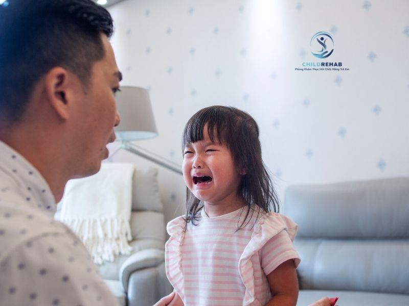 Trẻ Không Nghe Lời Có Phải Do Phát Triển Không? 2026 | ChildRehab