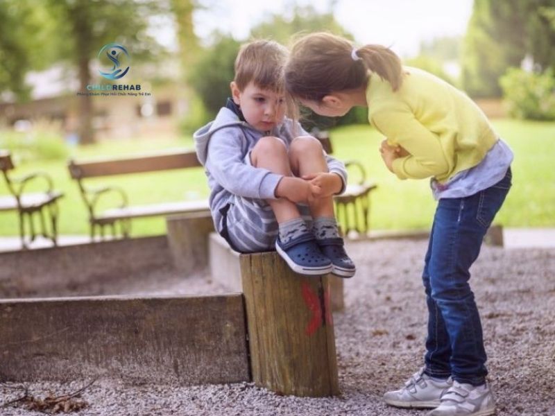 Trẻ Không Biết Thể Hiện Nhu Cầu Có Bình Thường Không? 2026 | ChildRehab