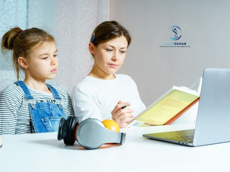 Bài Tập Tại Nhà Cho Trẻ: Hướng Dẫn Hỗ Trợ Phát Triển Toàn Diện 2026 | ChildRehab