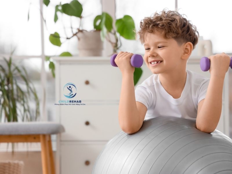 Bài Tập Tăng Sức Mạnh Cơ Cho Trẻ Tại Nhà 2026 | ChildRehab