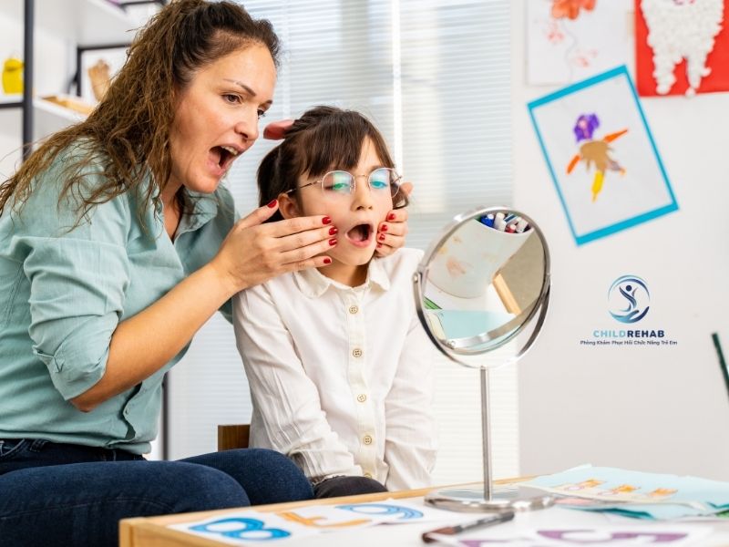 Bài Tập Tại Nhà Cho Trẻ Ít Giao Tiếp 2026 | ChildRehab