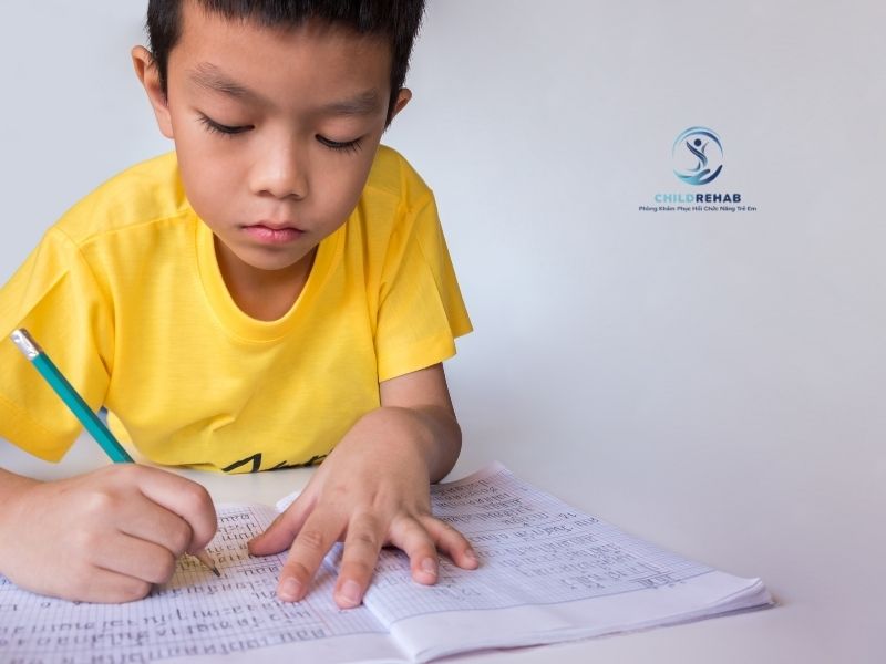 Bài Tập Tại Nhà Cho Trẻ 2 Tuổi Phát Triển Ngôn Ngữ Và Vận Động 2026 | ChildRehab