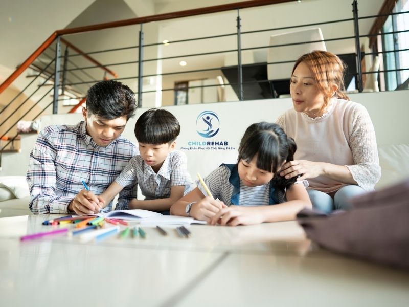 Vì Sao Bài Tập Tại Nhà Quan Trọng Với Sự Phát Triển Của Trẻ? 2026 | ChildRehab