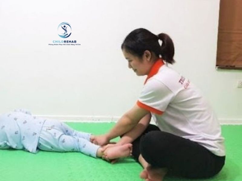 Bài Tập Cho Trẻ Lệch Trục Chi Tại Nhà 2026 | ChildRehab