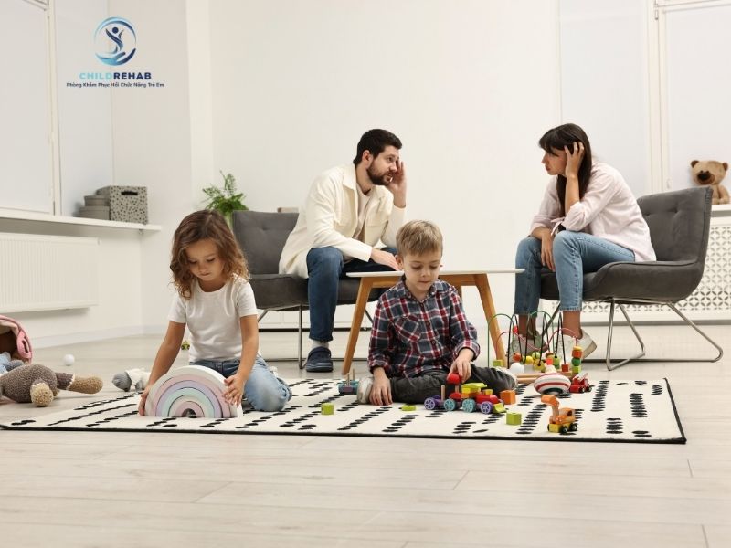 Phụ Huynh Cần Chuẩn Bị Gì Khi Đưa Trẻ ADHD Đi Can Thiệp? 2026 | ChildRehab
