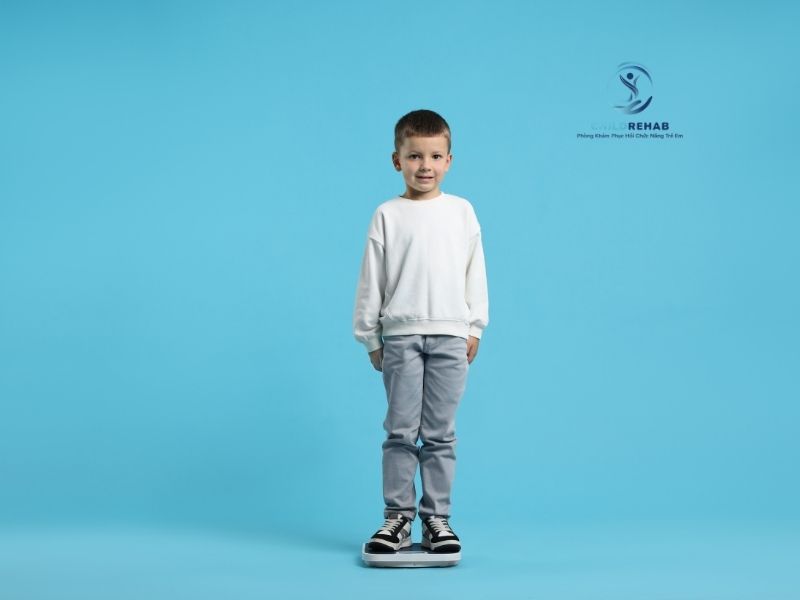 Trẻ Không Tăng Cân Có Ảnh Hưởng Đến Vận Động Không? 2026 | ChildRehab