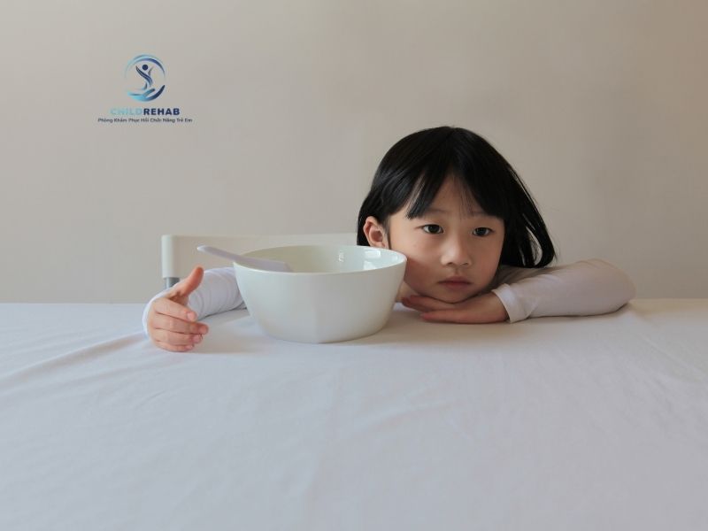 Trẻ Ăn Uống Thất Thường Có Phải Vấn Đề Phát Triển Không? 2026 | ChildRehab