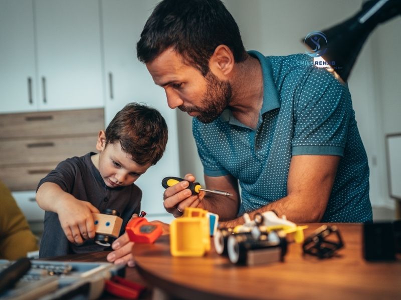 Làm Sao Để Đồng Hành Với Con Mà Không Kiệt Sức Quá Sớm? 2026 | ChildRehab