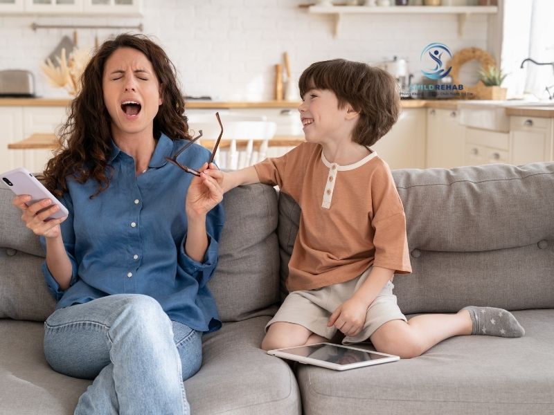 Vì Sao Nhiều Gia Đình Càng Cố Gắng Nhưng Vẫn Thấy Bế Tắc? 2026 | ChildRehab