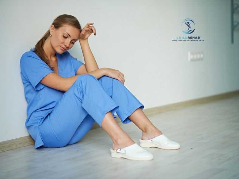 Có Những Ngày Cha Mẹ Chỉ Muốn Buông Xuôi, Điều Đó Có Bình Thường Không? 2026 | ChildRehab