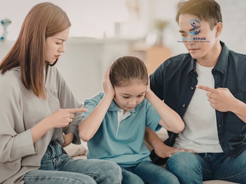 Cha Mẹ Có Thể Bị “Quá Tải Tinh Thần” Khi Nuôi Con Không? 2026 | ChildRehab