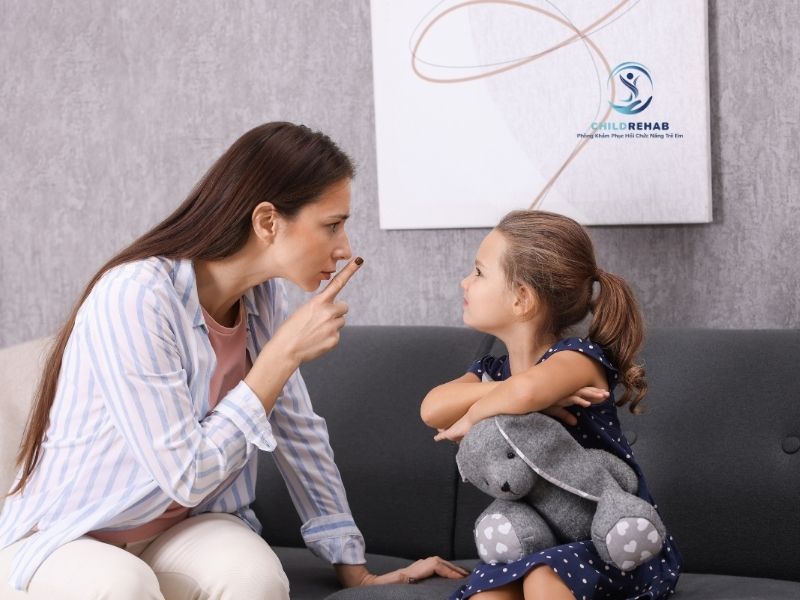 Làm Sao Để Cha Mẹ Bớt Phản Ứng Theo Cảm Xúc Khi Quá Mệt? 2026 | ChildRehab