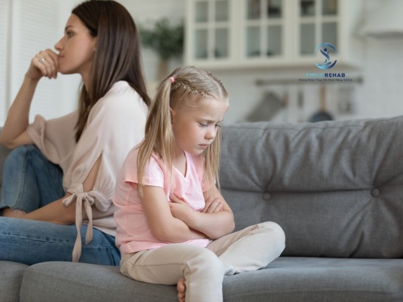 Sai Lầm Khi Phát Triển Ngôn Ngữ Tại Nhà Cho Trẻ 2026 | ChildRehab