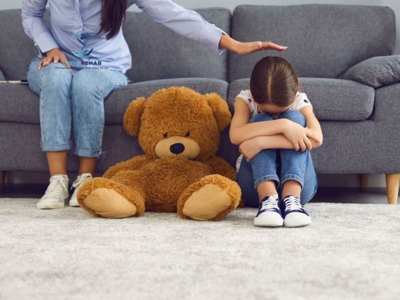 Khi Con Không Hợp Tác, Cha Mẹ Dễ Tổn Thương Ra Sao? 2026 | ChildRehab