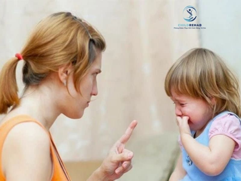 Có Nên Ép Trẻ Nói Không? Góc Nhìn Phụ Huynh Cần Biết 2026 | ChildRehab