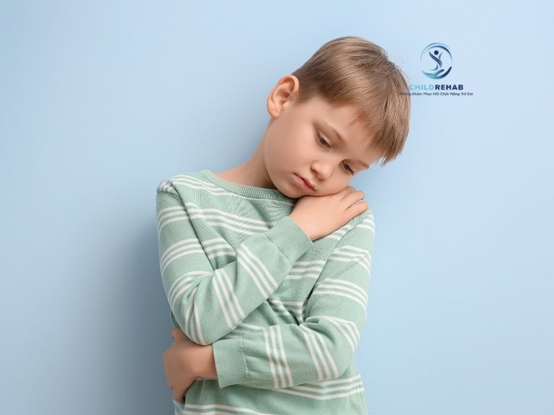 Trẻ Không Nhìn Mắt Có Phải Dấu Hiệu Đáng Lo? 2026 | ChildRehab