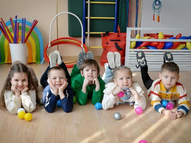 Vì Sao Trẻ Khó Tham Gia Trò Chơi Nhóm? 2026 | ChildRehab