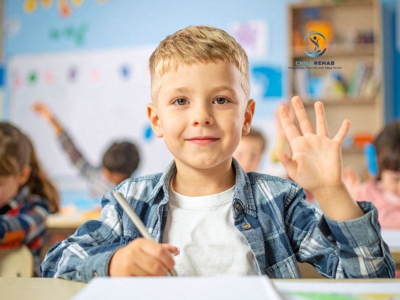 Dạy Trẻ Chào Hỏi Như Thế Nào Để Không Gượng Ép? 2026 | ChildRehab