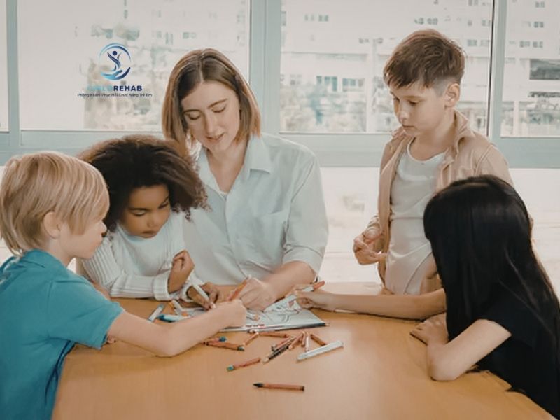 Vì Sao Hỗ Trợ Sớm Kỹ Năng Giao Tiếp Xã Hội Lại Quan Trọng? 2026 | ChildRehab
