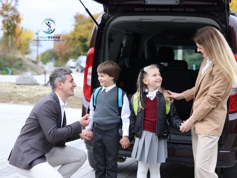 Đồng Hành Đúng Có Thể Giúp Trẻ Tự Tin Hơn Trong Giao Tiếp Xã Hội 2026 | ChildRehab