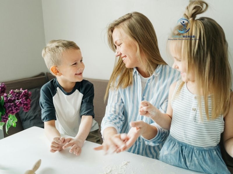 Trẻ Không Tự Lập Có Dễ Bị Phụ Thuộc Lâu Dài Không? 2026 | ChildRehab