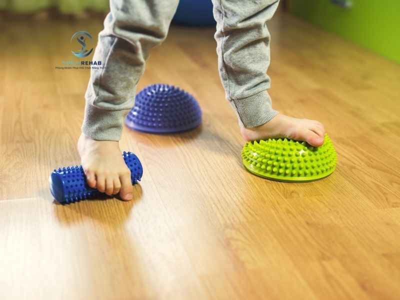 Địa Chỉ Đánh Giá Và Can Thiệp Bàn Chân Bẹt Ở Trẻ Uy Tín 2026 | ChildRehab