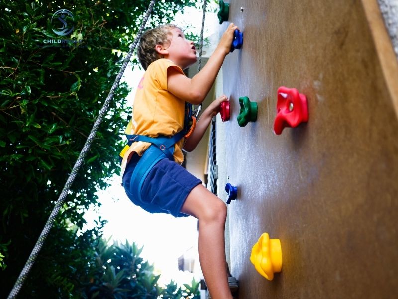 Vận Động Thô Ở Trẻ Là Gì? 2026 | ChildRehab