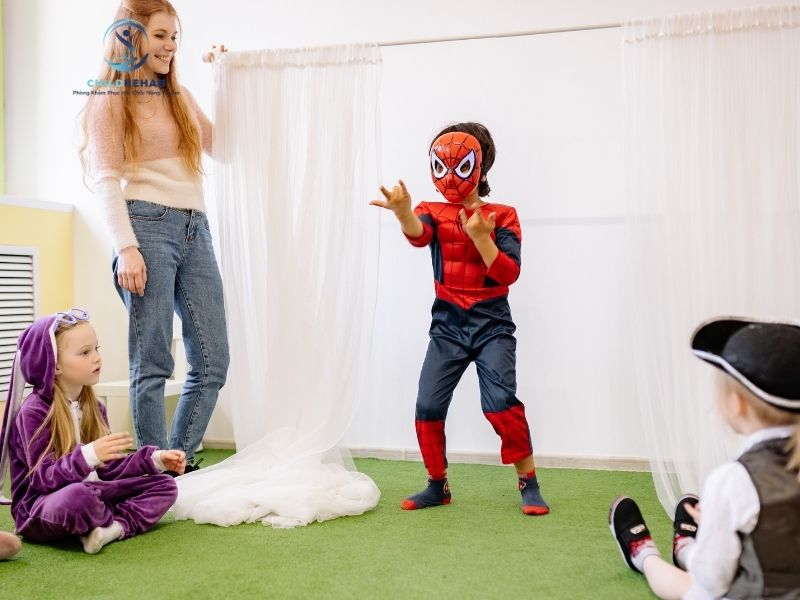 Trẻ Không Biết Chơi Giả Vờ Là Dấu Hiệu Gì? 2026 | ChildRehab