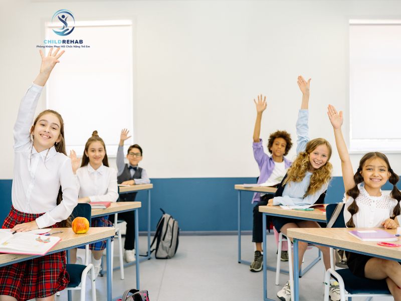 Trẻ Không Biết Tham Gia Trò Chơi Nhóm Phải Làm Sao? 2026 | ChildRehab