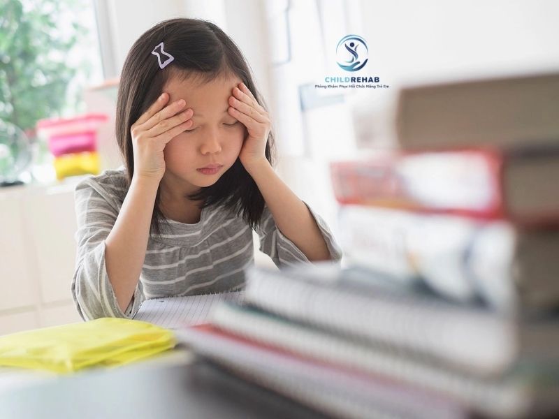 Khi Nào Phụ Huynh Nên Lo Lắng Về Sự Phát Triển Của Trẻ? 2026 | ChildRehab