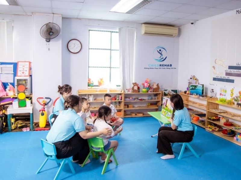 Trẻ Phát Triển Bình Thường Là Như Thế Nào? 2026 | ChildRehab