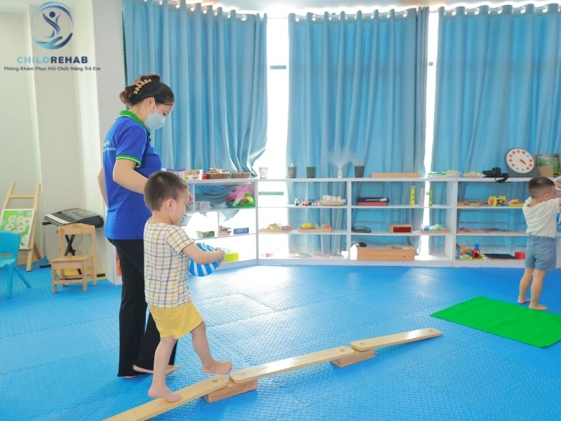 Hoạt Động Trị Liệu Cho Trẻ Rối Loạn Cảm Giác 2026 | ChildRehab