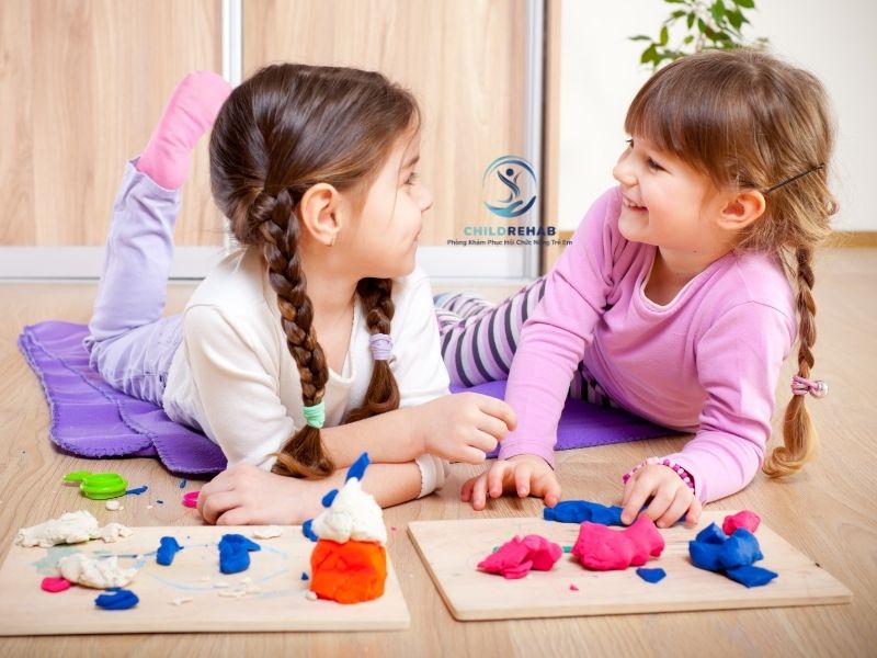 Học Hòa Nhập Là Gì? Những Điều Phụ Huynh Cần Hiểu 2026 | ChildRehab