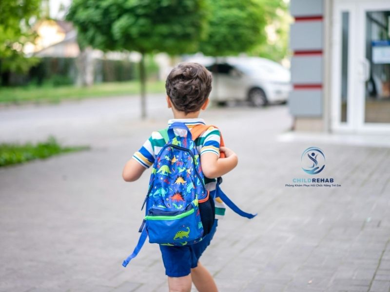 Gia Đình Nên Chuẩn Bị Gì Cho Trẻ Đặc Biệt Trước Khi Vào Lớp 1? 2026 | ChildRehab