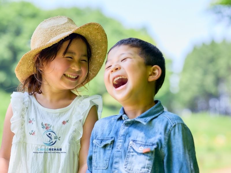 Khi Nào Trẻ Đặc Biệt Nên Học Chậm 1 Năm? 2026 | ChildRehab